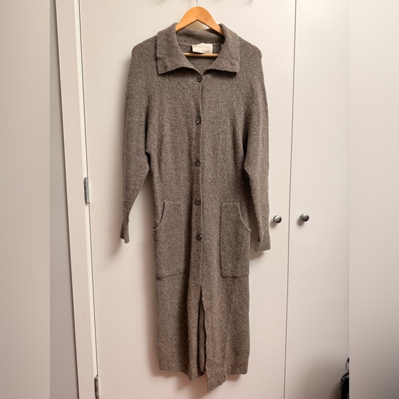 The Babaton Group Nour Sweater - Picture 4 of 12